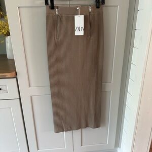 Long ribbed knit Zara skirt